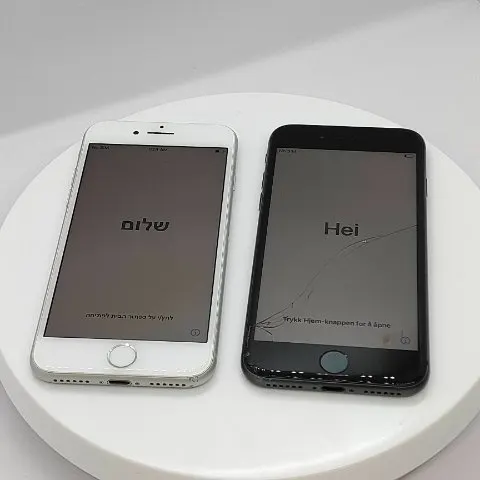 iPhone4台セットの画像（2）