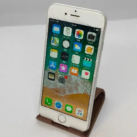 iPhone 6 16GB au 画面割れの画像（0）