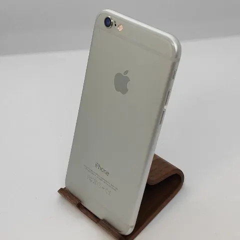 iPhone 6 16GB au 画面割れの画像（2）