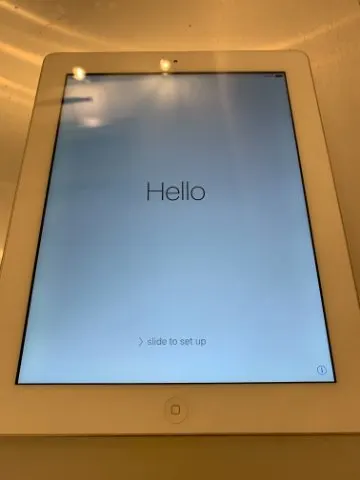 ★★★【送料込】 iPad (第 3 世代) 、16 GB、モデルA1430の画像（0）