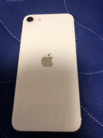 iphone se第2世代64ギガの画像（1）