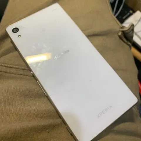 Xperia Z4 タッチ切れの画像（1）