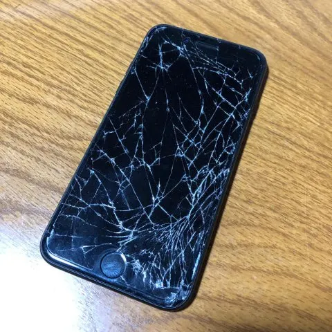iPhone7 32GB Blackの画像（3）