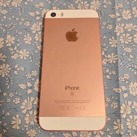 iPhone SEの画像（1）