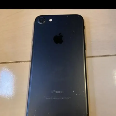 iPhone7 128GBの画像（2）