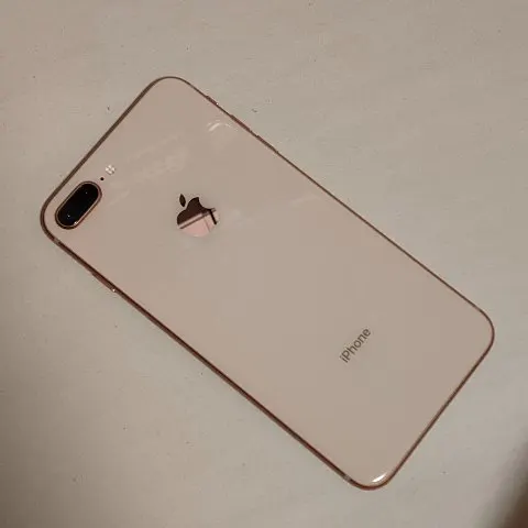iPhone 8 Plus 256GBの画像（1）