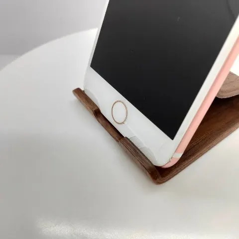 iPhone 7 128GB ローズゴールド オプションでパーツ同梱ありの画像（1）