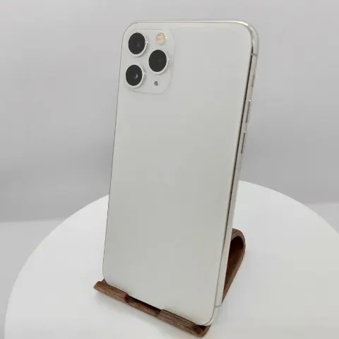 iPhone 11 Pro 512GB ホワイト オプションありの画像（4）