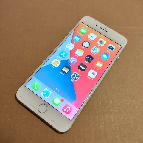 iPhone 8 Plus 256GBの画像（0）