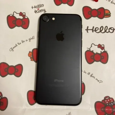 iPhone 7 128GBの画像（2）