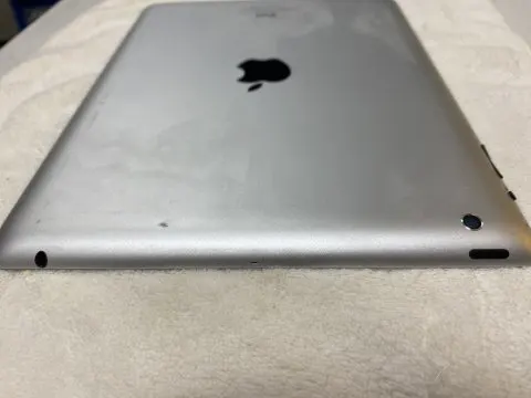 iPad4 32G Wi-Fi A1458★アクチロック 03007-038の画像（4）