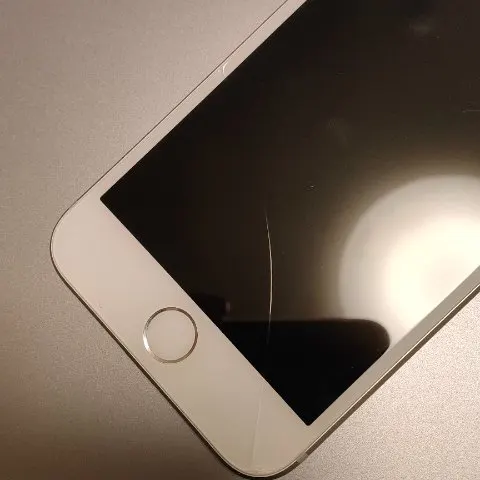 iPhone 7 128GBの画像（2）