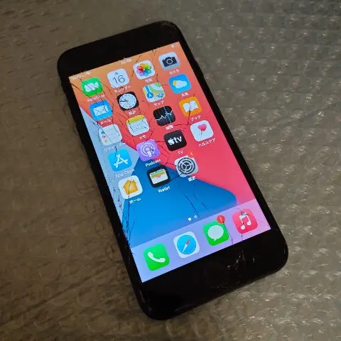 iPhone 7 128GB バッテリー94%の画像（0）