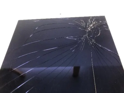 au iPad Air 2★画面割★アクチロック03012-014の画像（2）