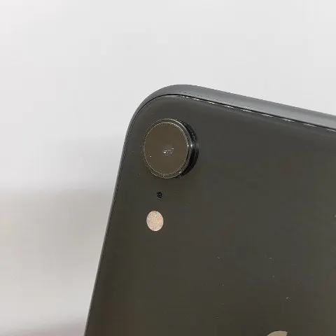 iPhone XR 64GB バッテリー90%の画像（1）