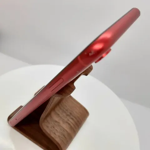 iPhone XR 64GB バッテリー88%の画像（2）