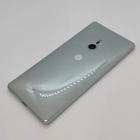 Xperia XZ2 702SOの画像（3）