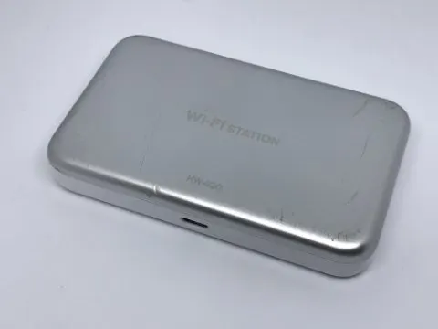 docomo HUAWEI Wi-Fi STATION HW-02Gの画像（1）
