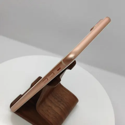 iPhone 8 Plus 256GB 海外版の画像（2）