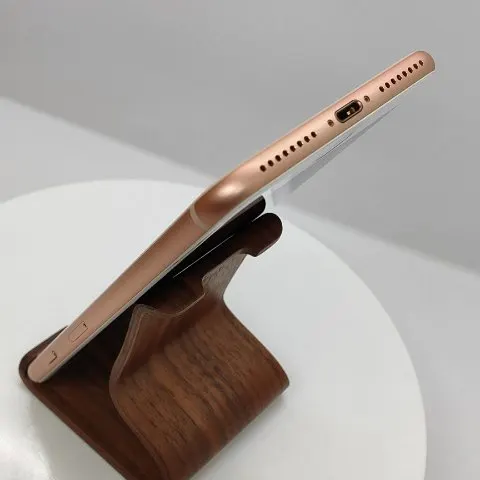 iPhone 8 Plus 256GB 海外版の画像（3）