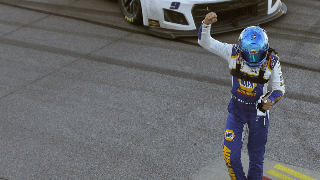 NASCAR Talladega averages: Chase Elliott leads Hendrick Motorsports into crucial Chase race