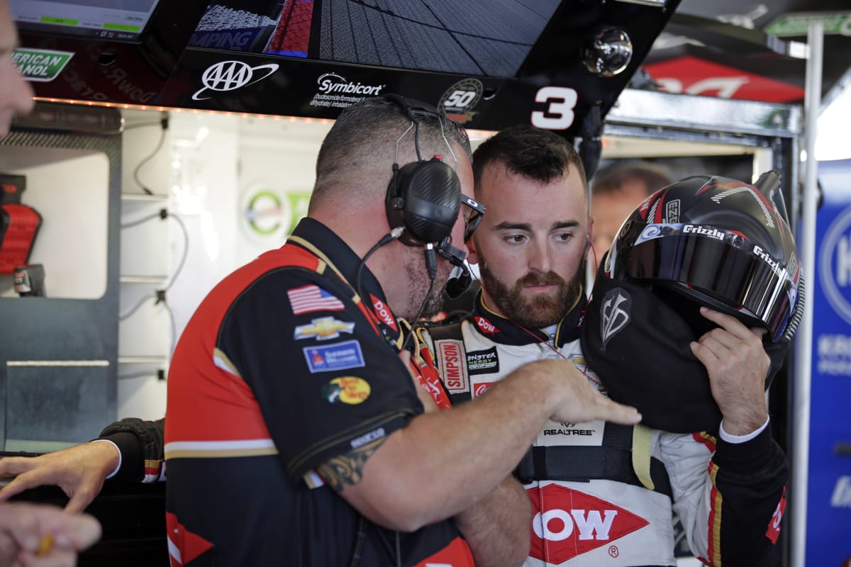 Austin Dillon and crew chief Danny Stockman talk strategy in between practice runs at Chicagoland Speedway.