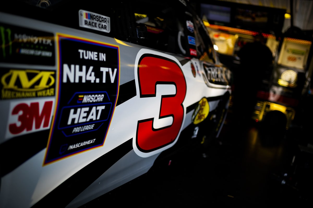 The No. 3 undergoes some final touch-ups before heading back out for a final practice run.