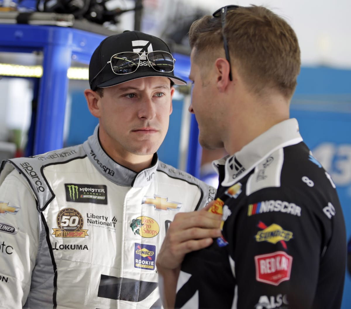 Daniel Hemric and crew chief Luke Lambert discuss their plan ahead of final practice at Las Vegas Motor Speedway.