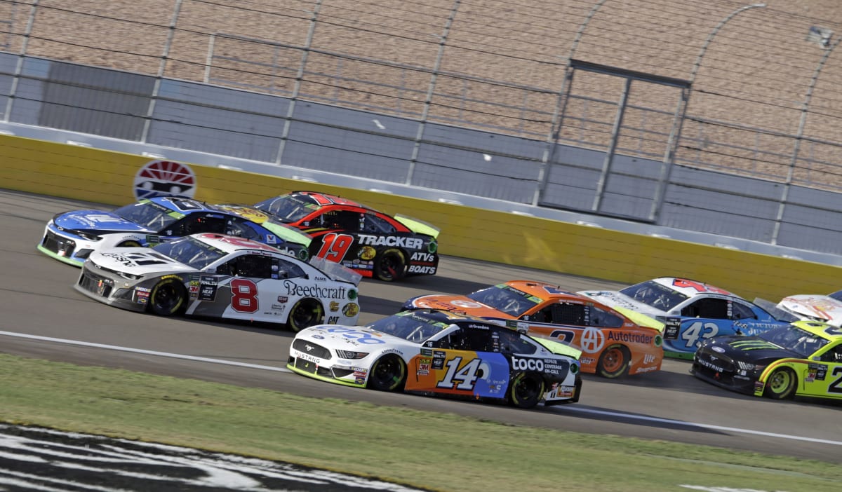 Daniel Hemric goes three-wide during the first stage of Sunday's South Point 400.