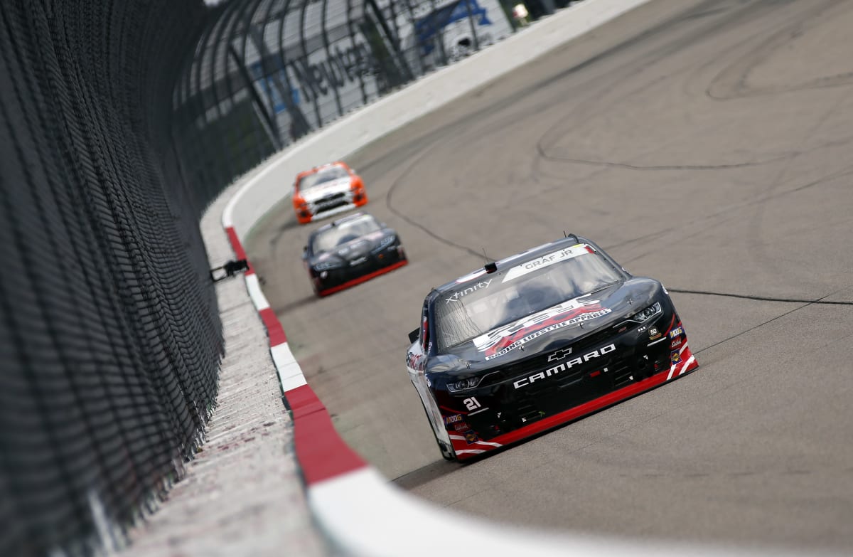 Joe Graf Jr. keeps a steady pace during a rain-shortened practice on Saturday afternoon.