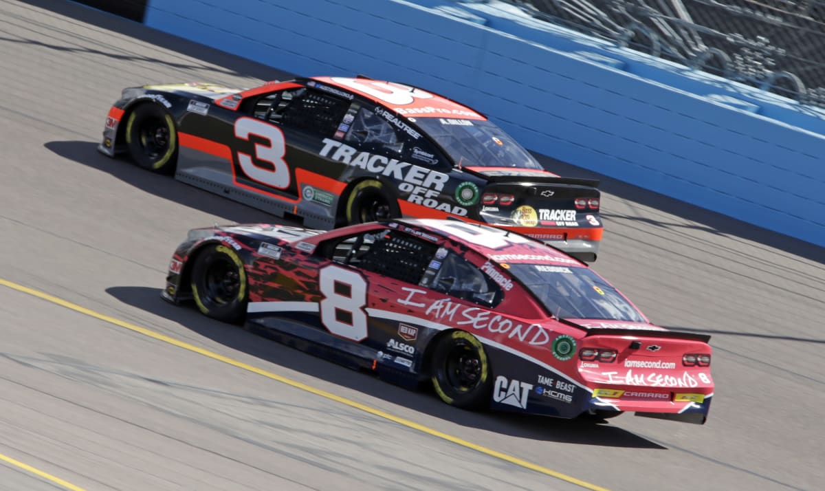 08 March--during the Fansheild 500 at the Phoenix Raceway in Phoenix, AZ. (HHP/Alan Marler)