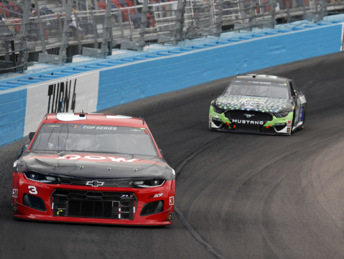 November 8 , 2020: during the at the Phoenix Raceway in Avondale, AZ.  ,  .  .   .  (HHP/Andrew Coppley)