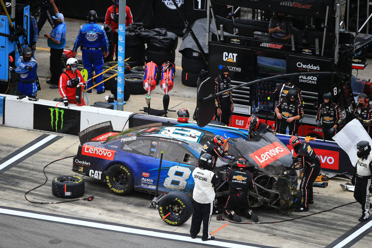 February 14, 2021:  During the Daytona 500 at Daytona International Speedway in Daytona Beach, FL  (HHP/Jim Fluharty)