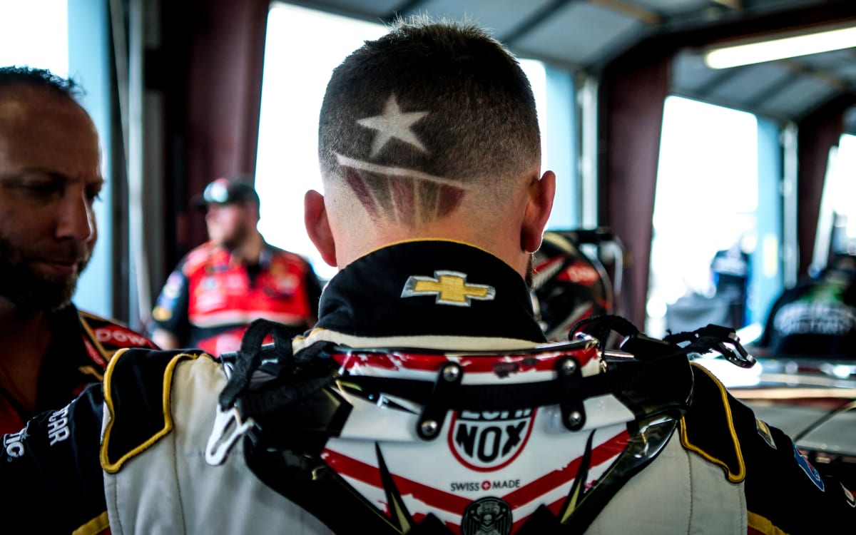Before kickoff of opening practice, Austin Dillon flaunted a patriotic Million-Dollar haircut, courtesy of Chicagoan barber and influencer, ARod (@arod23pr).