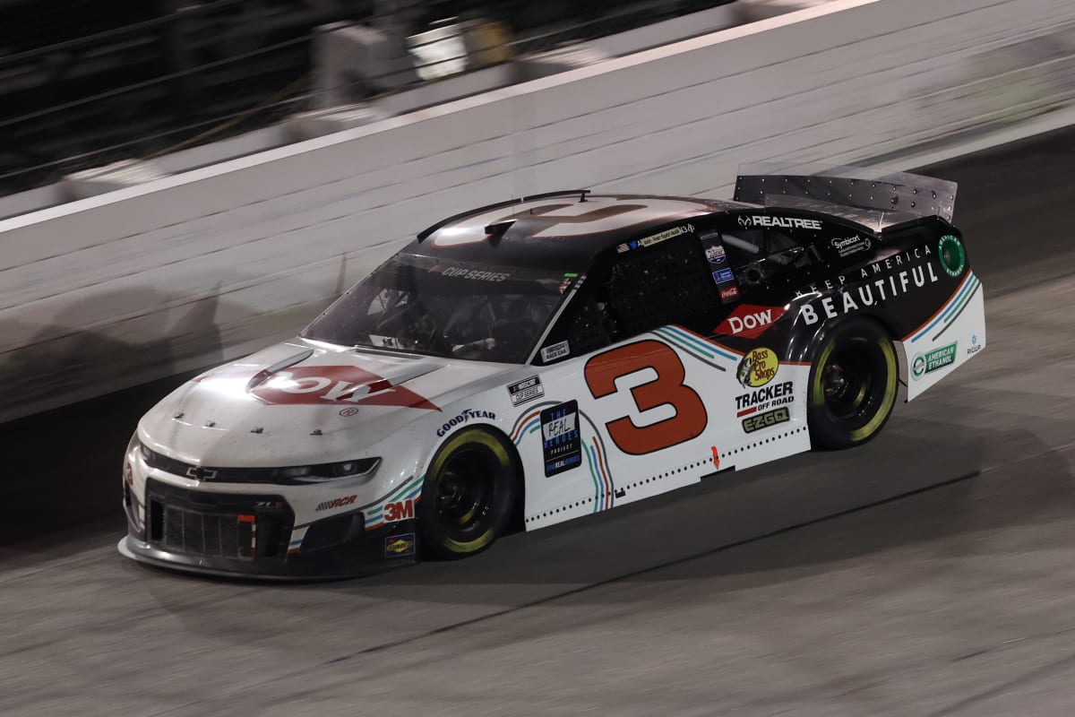 DARLINGTON, SOUTH CAROLINA - MAY 20: Austin Dillon, driver of the #3 DOW/Keep America Beautiful Chevrolet, races during the NASCAR Cup Series Toyota 500  at Darlington Raceway on May 20, 2020 in Darlington, South Carolina. (Photo by Chris Graythen/Getty Images) | Getty Images
