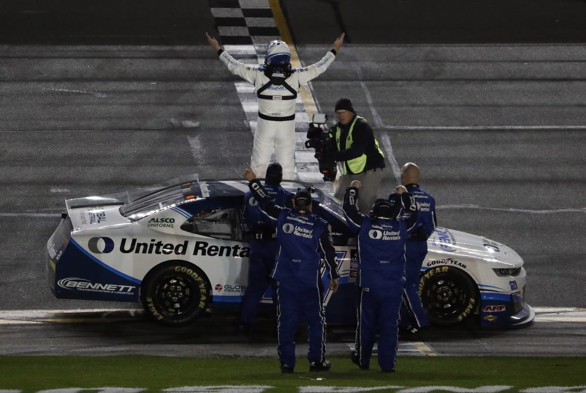 February 19 , 2022:  at the Daytona International Speedway in Daytona Beach , FL.  ,  .  .   .  (HHP/Andrew Coppley)