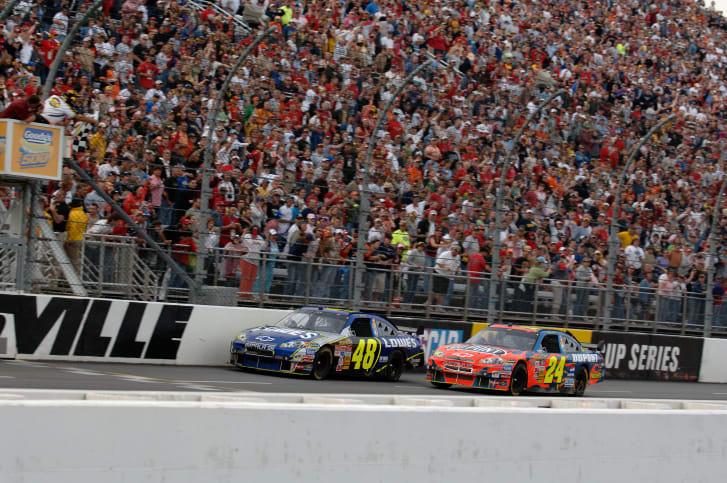 Jimmie Johnson vs. Jeff Gordon, part 1: Martinsville Speedway, 2007 ...