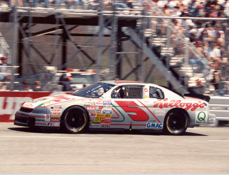 Terry Labonte ties Richard Petty at North Wilkesboro, matches Bill ...
