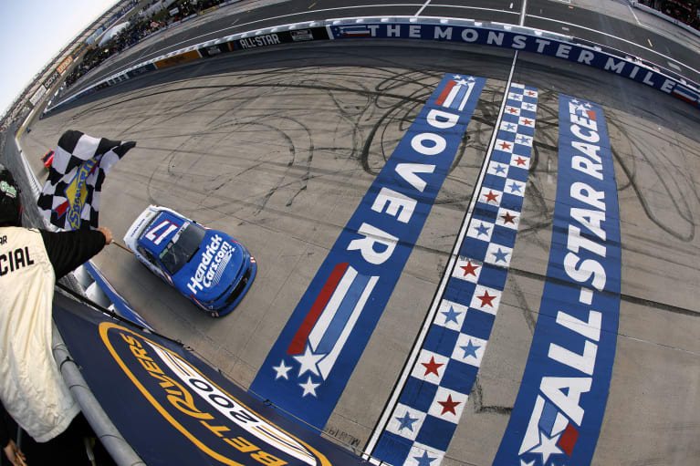 Dandy debut at Dover: Corey Day rallies late to pick up second NASCAR O ...