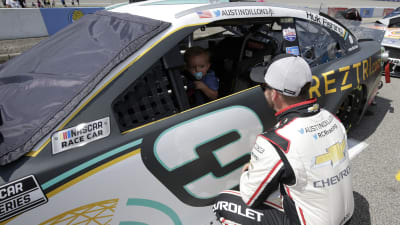 22 August--during the FireKeepers Casino 400 at the Michigan International Speedway in Brooklyn, MI.(HHP/AlanMarler)