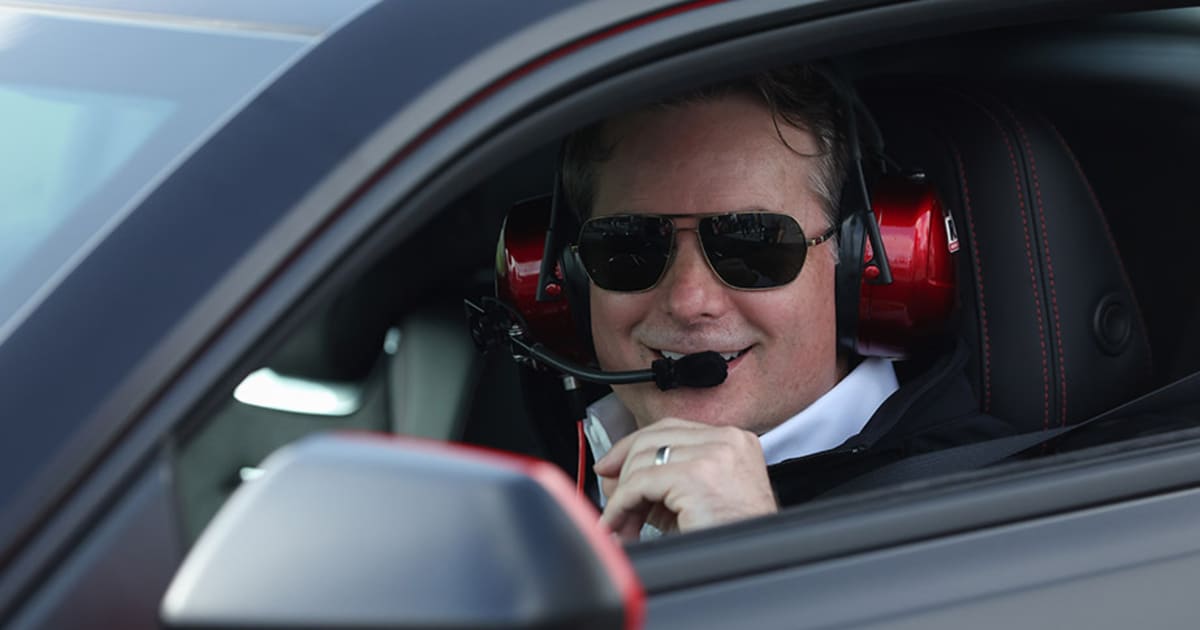 Gordon Main Gordon drives 75th anniversary Camaro, gives command at 2023 DAYTONA 500