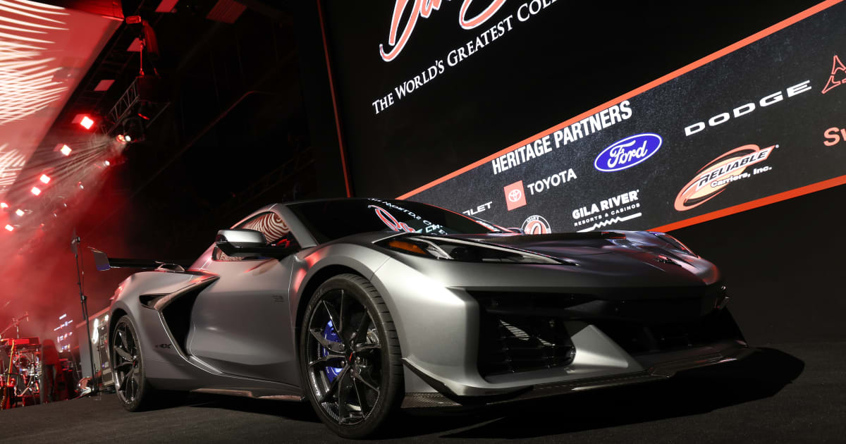 Rick Hendrick places winning bid on 1-of-1 2026 Corvette ZR1X at