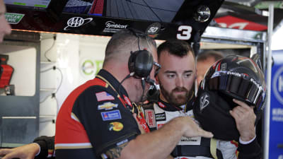 Austin Dillon and crew chief Danny Stockman talk strategy in between practice runs at Chicagoland Speedway.