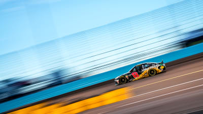 With a 21st-place finish at ISM Raceway, Daniel Hemric now has a 10-point lead in the Rookie of the Year standings heading into the final event of the 2019 season.