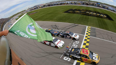 Daniel Hemric's No. 8 Caterpillar Chevrolet leads the field to the initial green flag to start Sunday's NASCAR Cup Series race at Kansas Speedway.