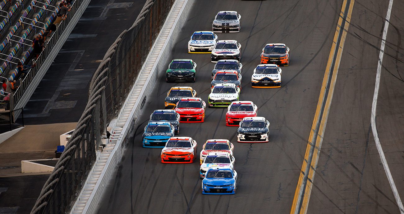 austin hill leads at daytona