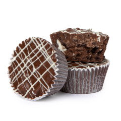 NASSAU CANDY MILK CHOCOLATE COOKIES & CREME CUP O' CHOCOLATE