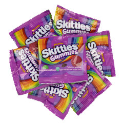 SKITTLES GUMMIES WILD BERRY