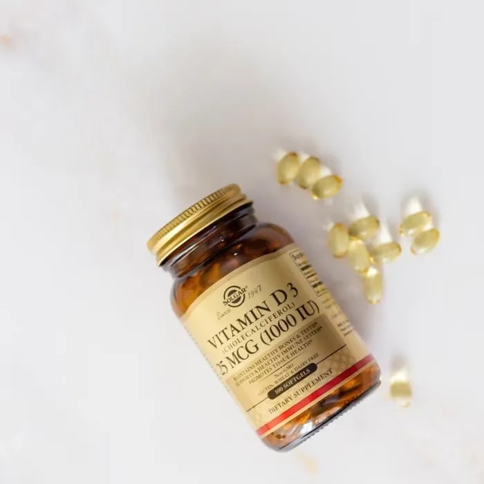 Solgar_Vitamin_D3,_1000_IU,_100_softgel_kapslí