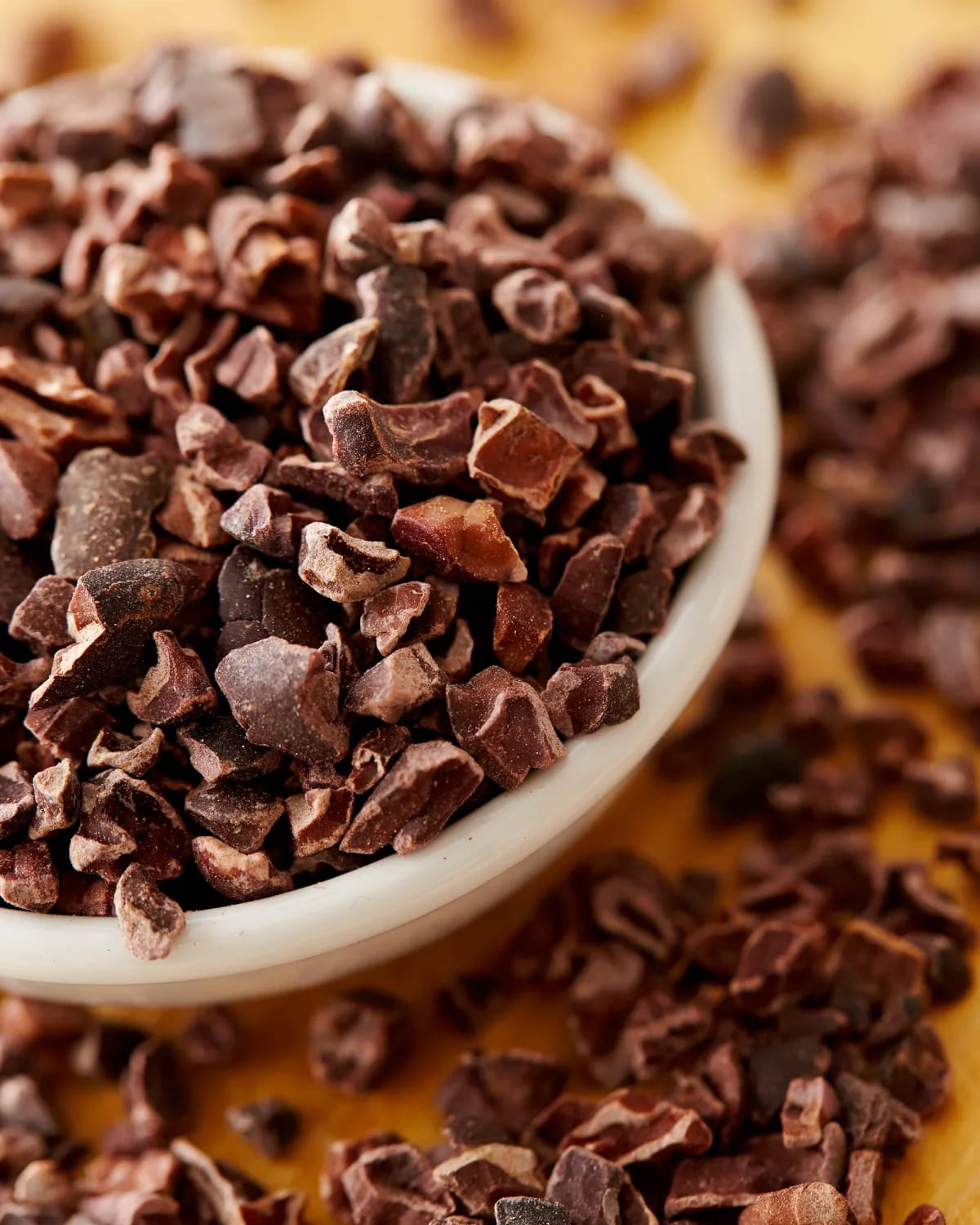 NATIOS_BIO_Theobroma_cacao,_Drcené_Kakaové_Boby_RAW,_200_g